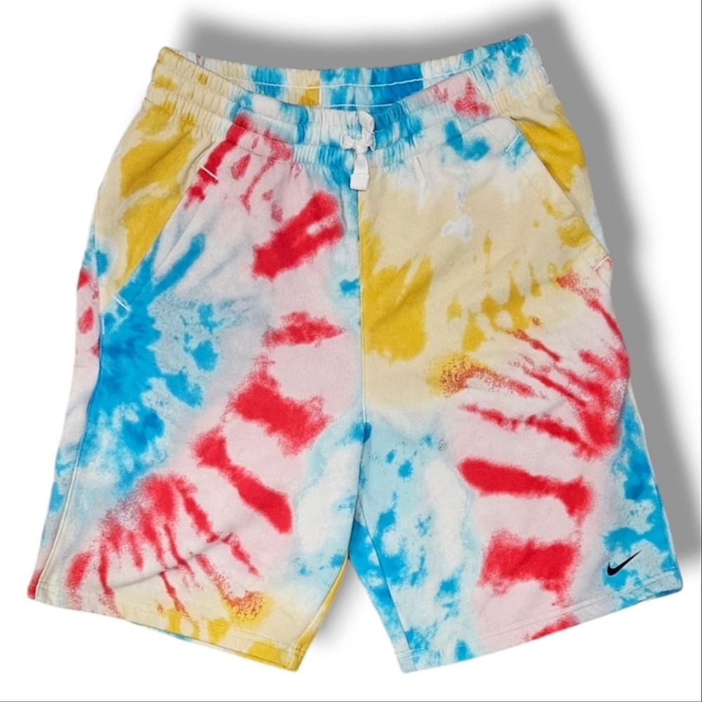 NIKE Sportswear Mens Tie-Dye Athletic Athleisure Terry Bermuda Shorts Size XL
